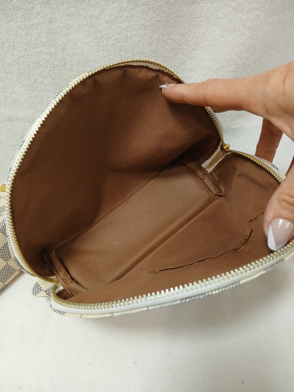 Cream and Gray Checkered Zip Cosmetic Pouch Duo - Picture 8 of 10